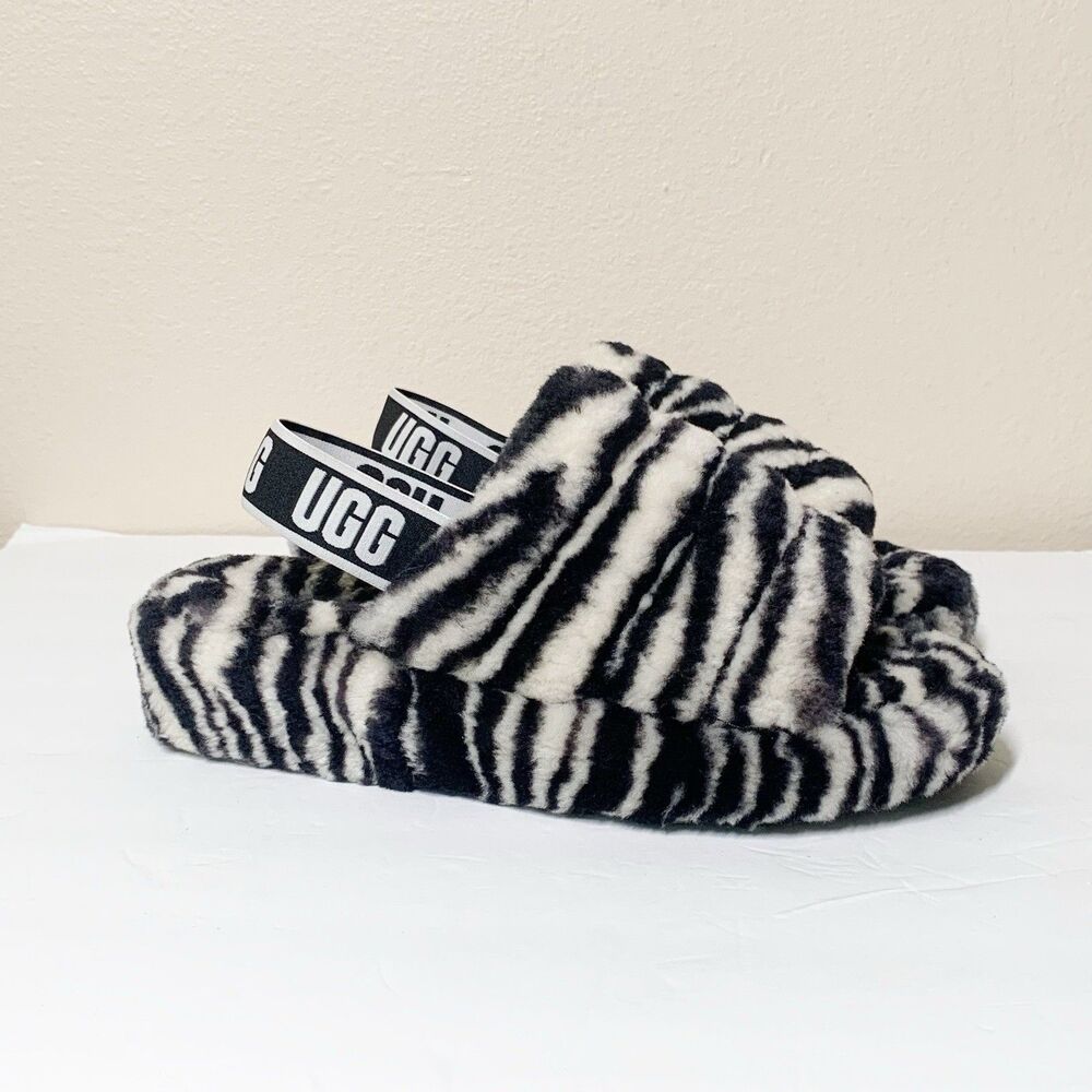 UGG Fluff Yeah Slide Zebra Sandals Women's 9 Black White Shearling Slipper Logo